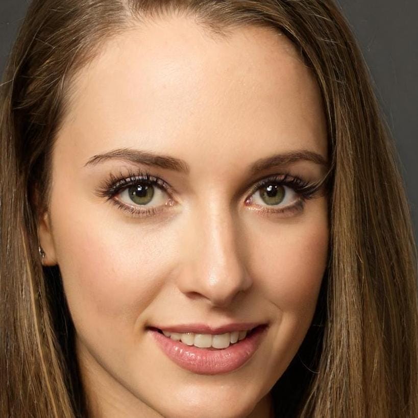 Alexa Chris