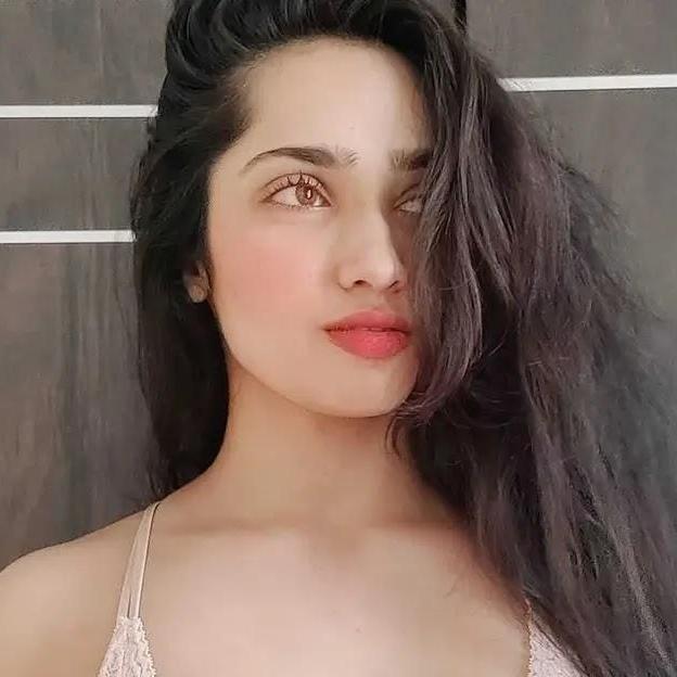 Komal Kapoor