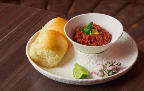 Pav bhaji in white plate