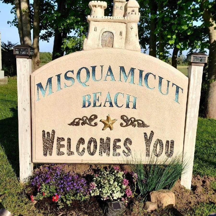 Misquamicut  Business Associations