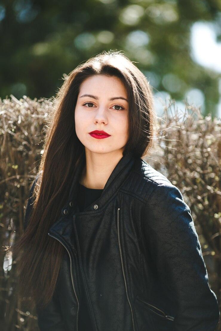 Ayesha Akbar