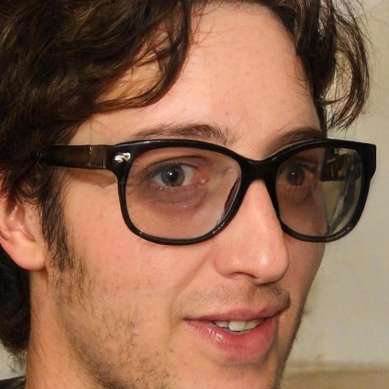Dustin Arnold