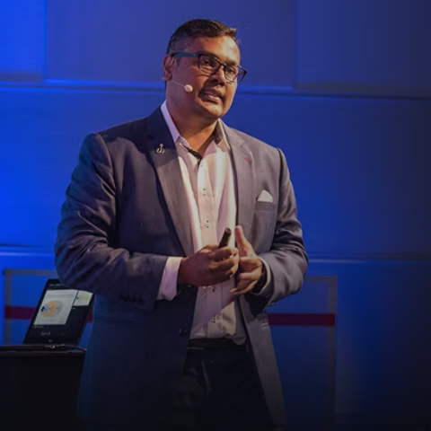 AI Keynote  Speaker 
