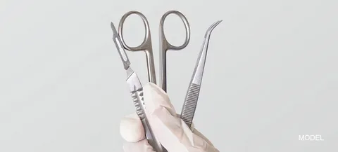 Beebee Scissors | Fine Medical Procedures Beebee Scissors for fine medical procedures – precision surgical instrument by Davicon Surgical