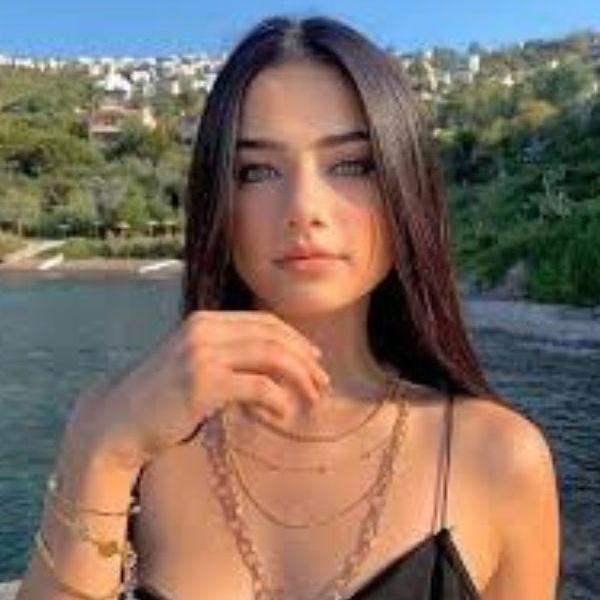 Stella Sebastian
