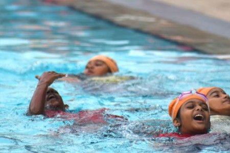 Bukit Canberra Swimming Complex