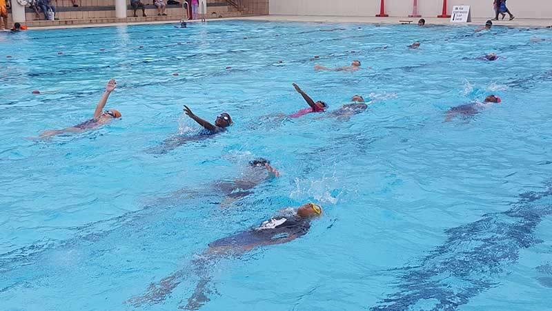 swimming lessons nearby the Yishun pool