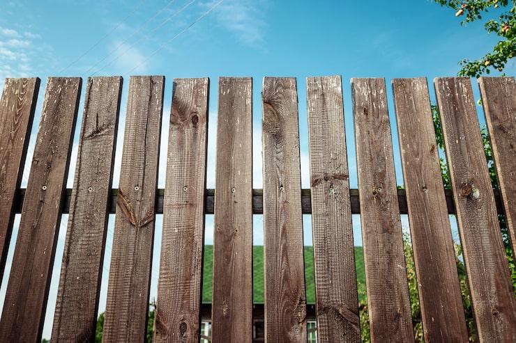wooden-fences-service-in-Bothell-WA