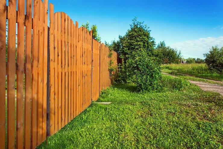 wooden-fences-service-in-Bothell-WA