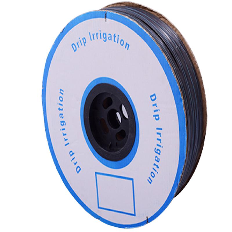 How does the design and structure of this dripper tape make it...